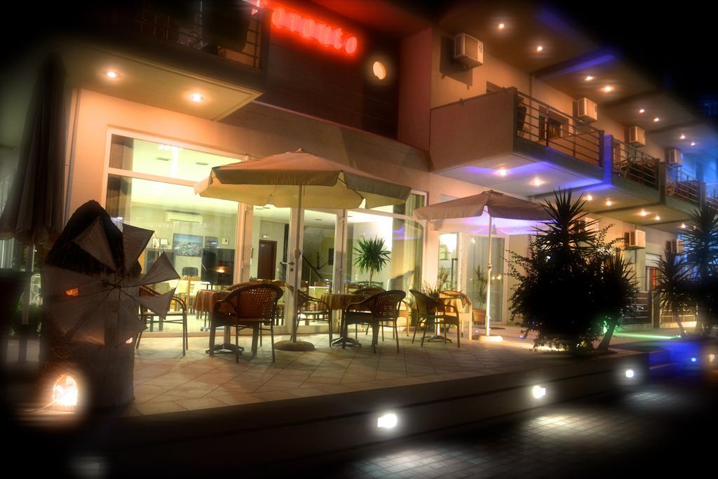 多伦多酒店 Paralía 外观 照片